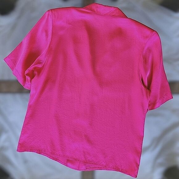 Vtg 80s fushia silk half sleeve button-down blouse - Picture 5 of 13